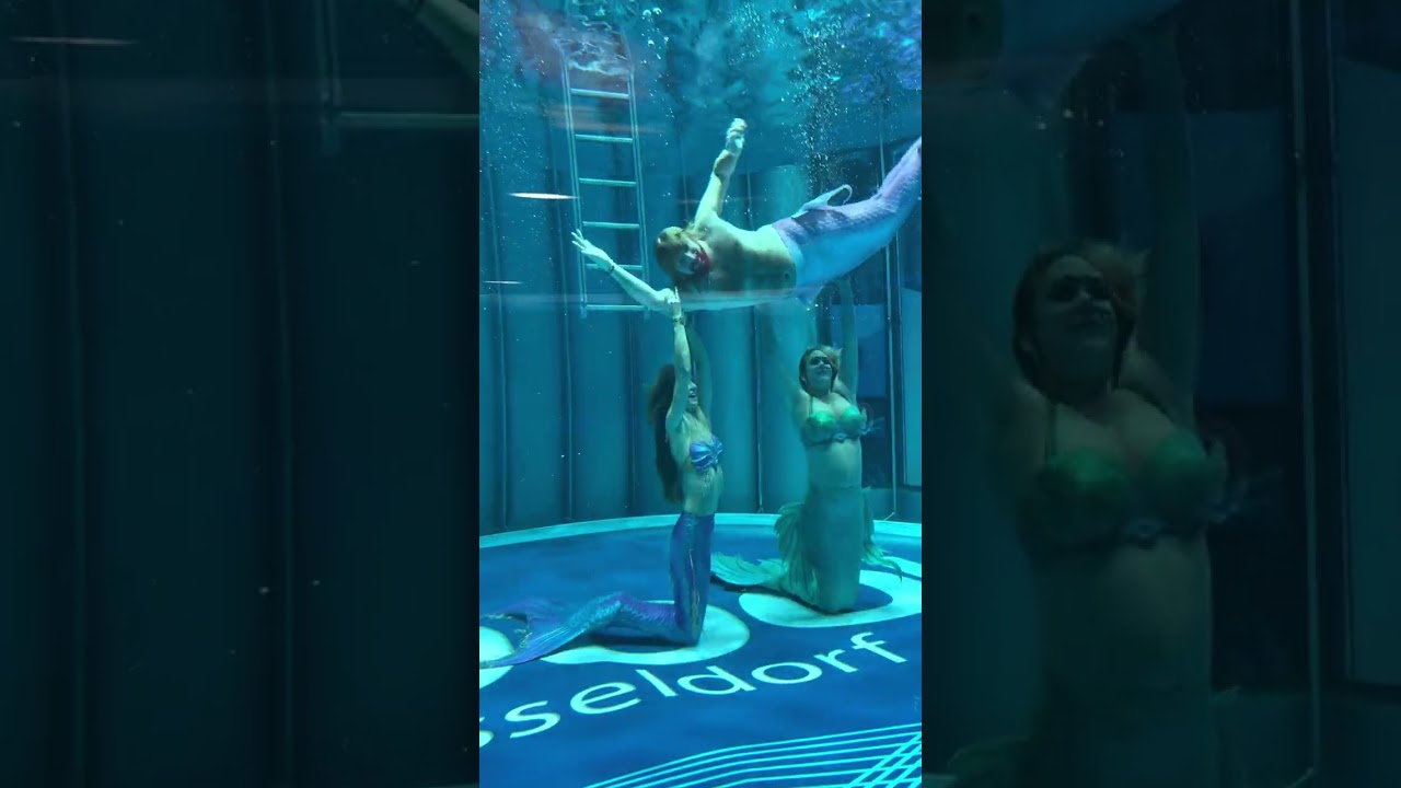 Underwater Mermaid & Merman Dance 🧜‍♀️🧜‍♂️ #shorts