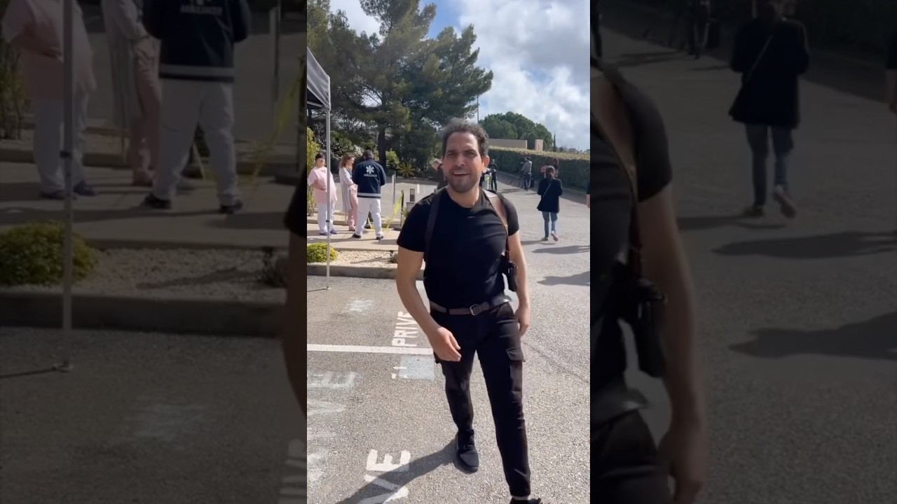 Karim s’amuse sur le tournage ! 😂🚨// #shorts #demainnousappartient #acteur #fun