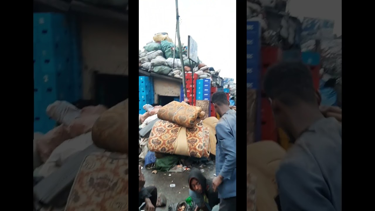 Addis Ababa's Largest Open-Air Market 🏙️