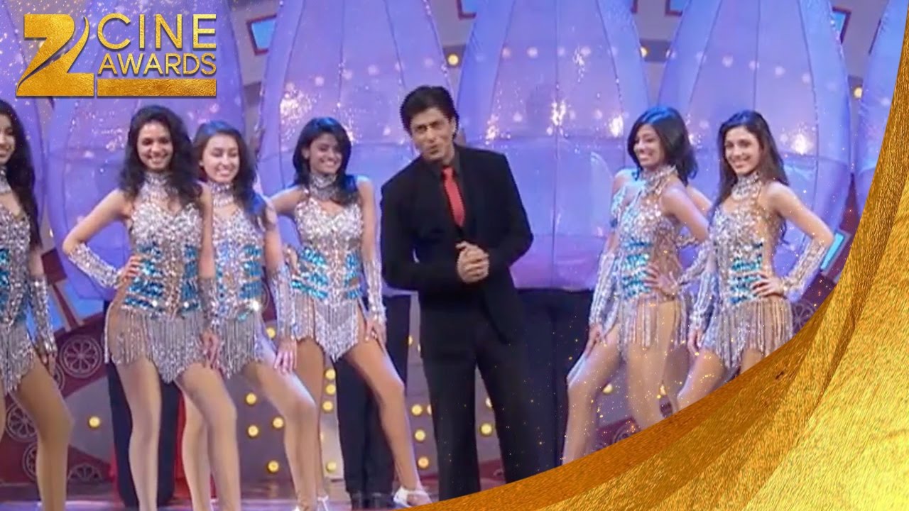 Zee Cine Awards 2012: SRK & PC's Funny Ra One Moment π¬