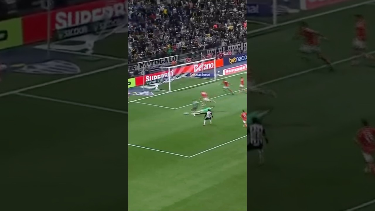 VITÃO Faz Defesa Impressionante e Salva Gol de Gustavo Scarpa no Brasileirão ⚽
