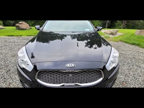 2017 Kia K900 First Drive & Review 🚗