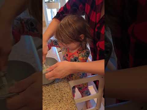 Making #scrambledegg w/ our #toddler #enjoythemoment