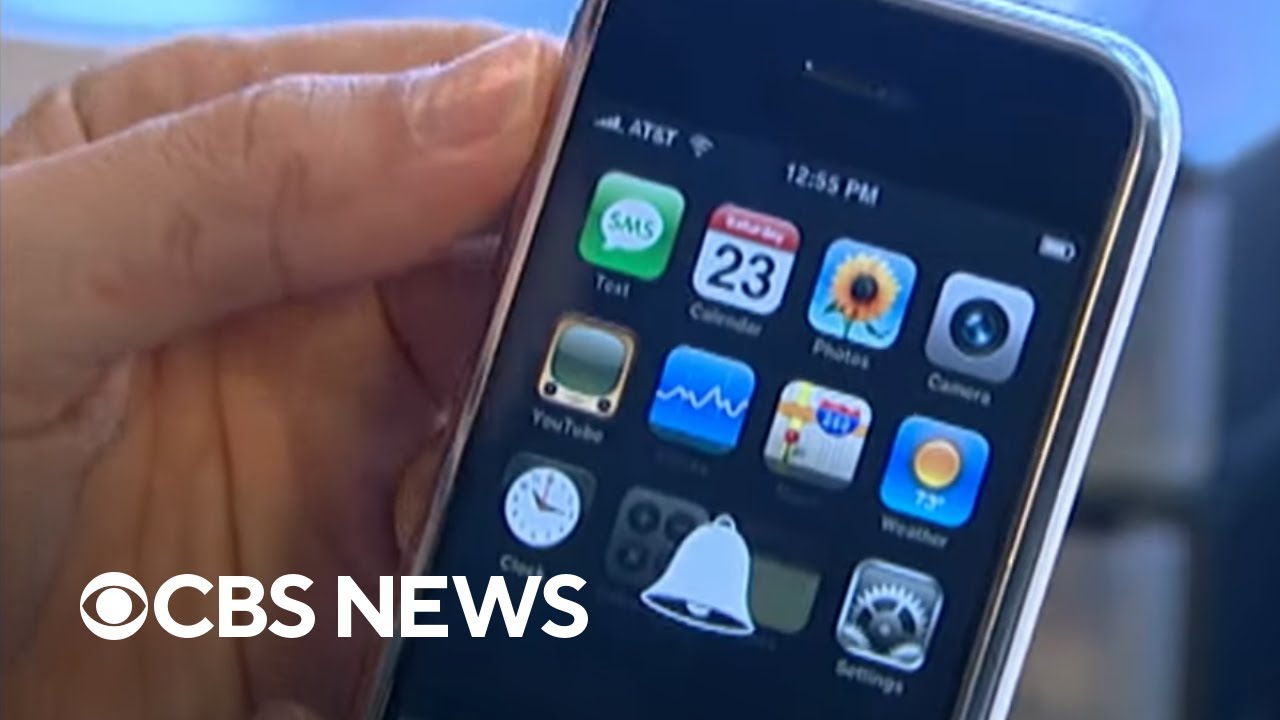 From the Archives: Launch of the First iPhone in 2007