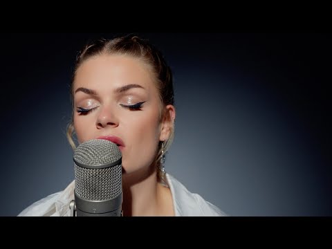 KPop Demon Hunters - Golden (Cover by Davina Michelle) (AUDREY NUNA, EJAE, HUNTR/X, REI AMI)