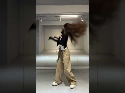 "Flex Till I Drop 💸 #HipHopShorts #SwagMode #RapLife #MusicVibes #TrendingNow"