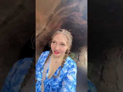 Losing my WEDDING RING In Universal Studios 😭