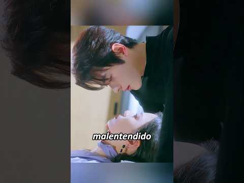 Ellos se aman, pero tienen que divorciarse.#shorts #drama #cdrama #kdrama #love #movie #foryou