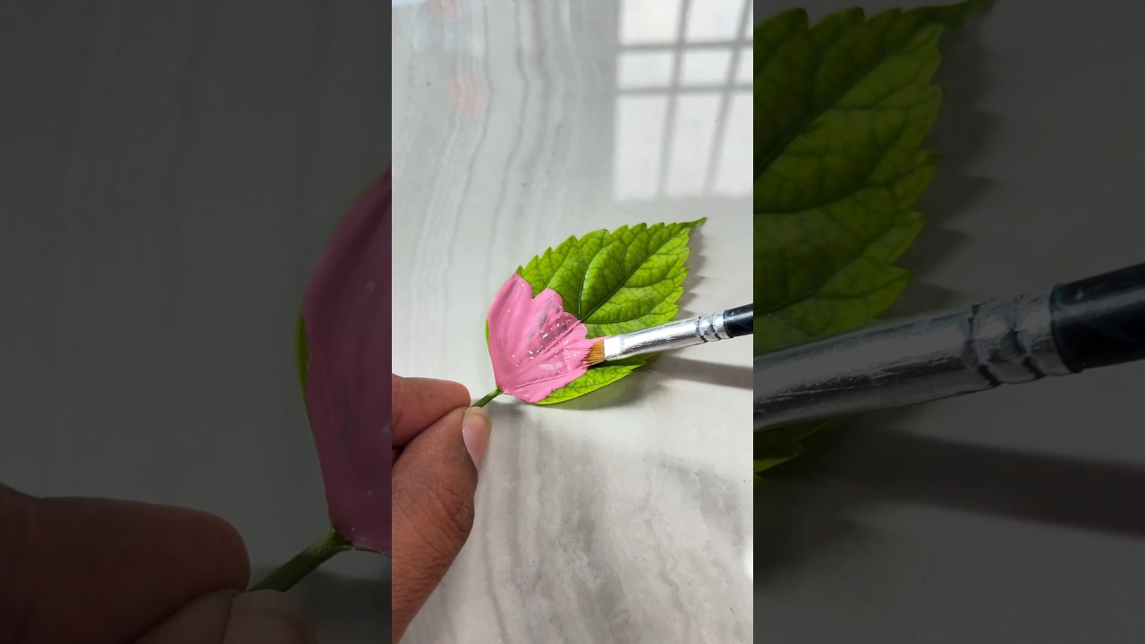 What a Brilliant Idea 😍 Painting With Leaf🌿 #Art #Nature #Creativity #Painting #Leaves