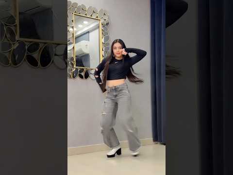 One in a million dance @JordanSandhuOfficial  #siddhirathore #dance #punjabisong #jordansandhu #fyp