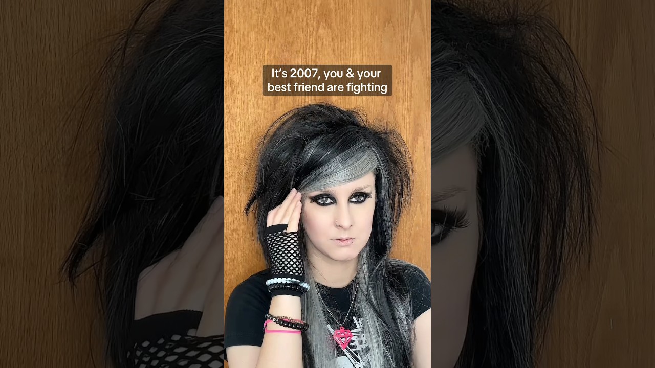 Updating My Profile Song & Rearranging Top Friends 🎶