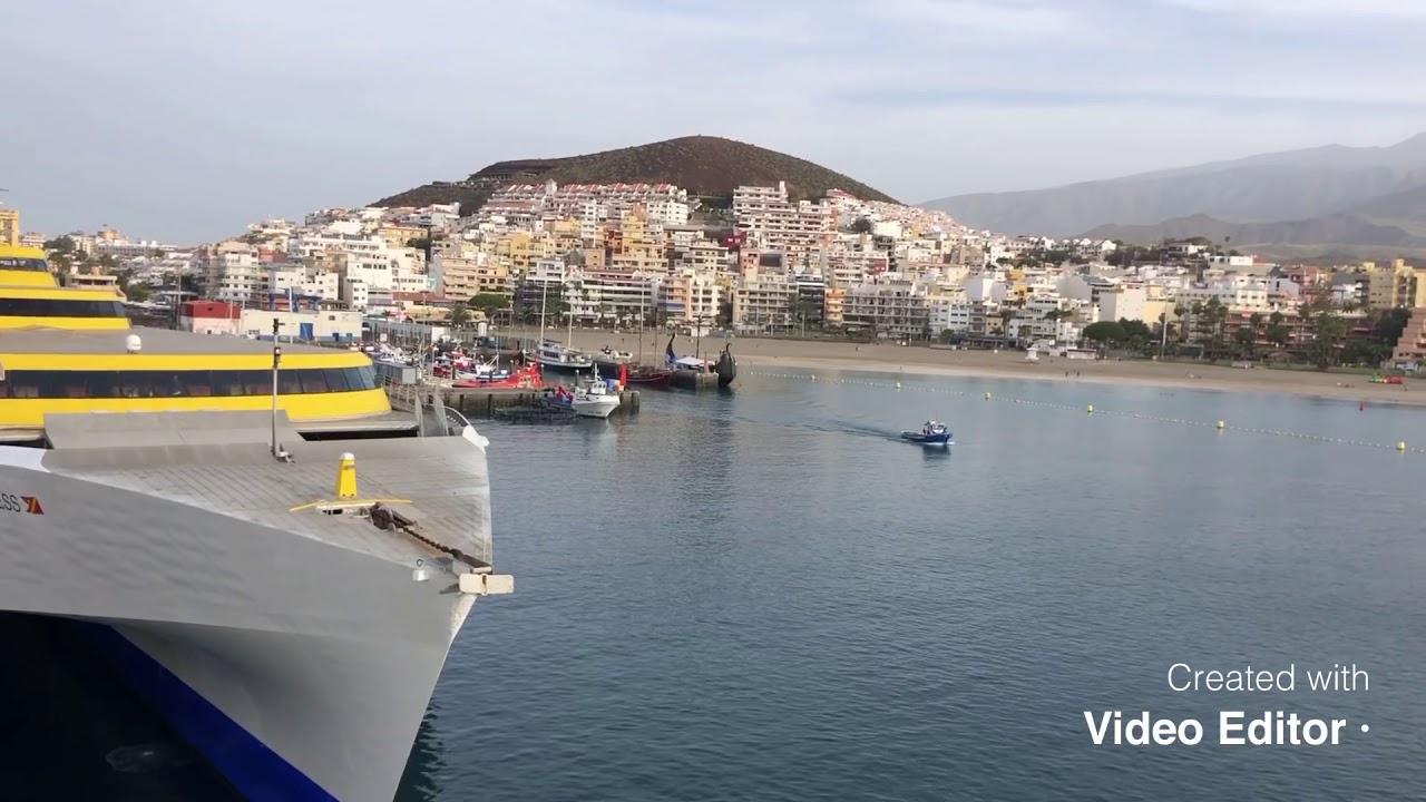 Ferry din Tenerife spre La Gomera cu Armas 🚤