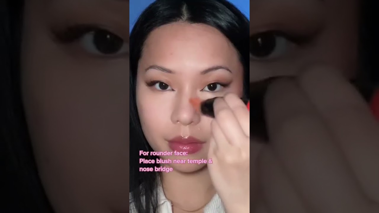 Blush Application Techniques Based on Face Shape
