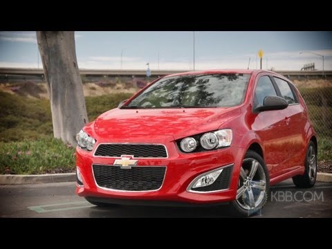 2014 Chevy Sonic Review - Kelley Blue Book