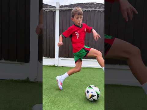 PRIME RONALDO 🔥⚽️ FOOTBALL SKILLS