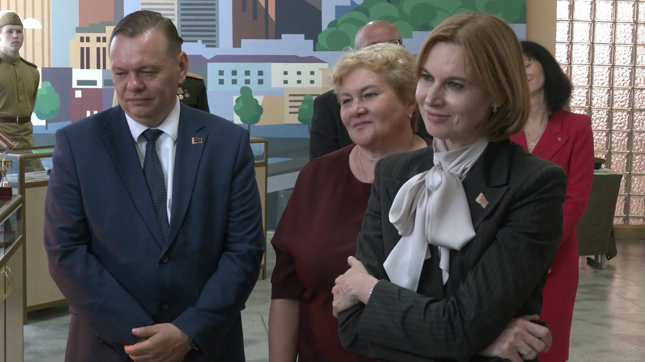 Наталья Петкевич посетила Мозырский университет