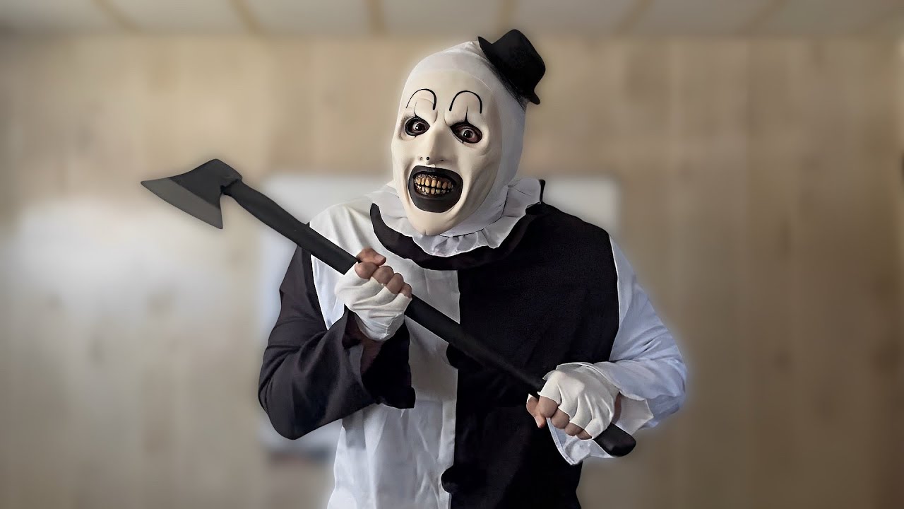 You're in a Slasher Movie 🎬