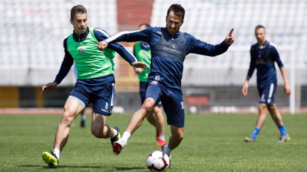 Uživo s Poljuda: Zagrijavanje za utakmicu Hajduk - Slaven Belupo u 19 sati ⚽