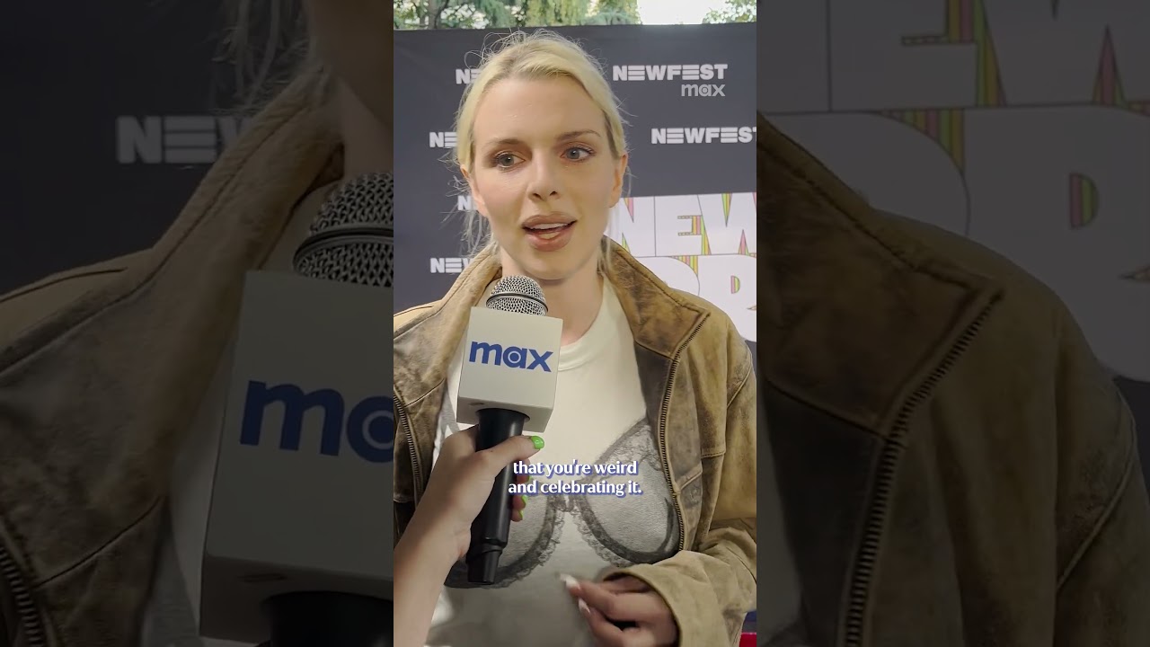 Julia Fox is that girl. #shorts