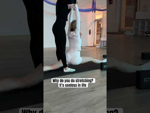 Independent as a 4th of July #strongindependentwoman #stretching #womenempowerment #independentwoman