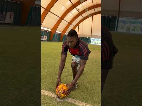 Leao tira il rigore, se la fanno sotto 💩 #calcio