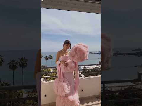 اطلالة هاندا ارتشيل في مهرجان كان