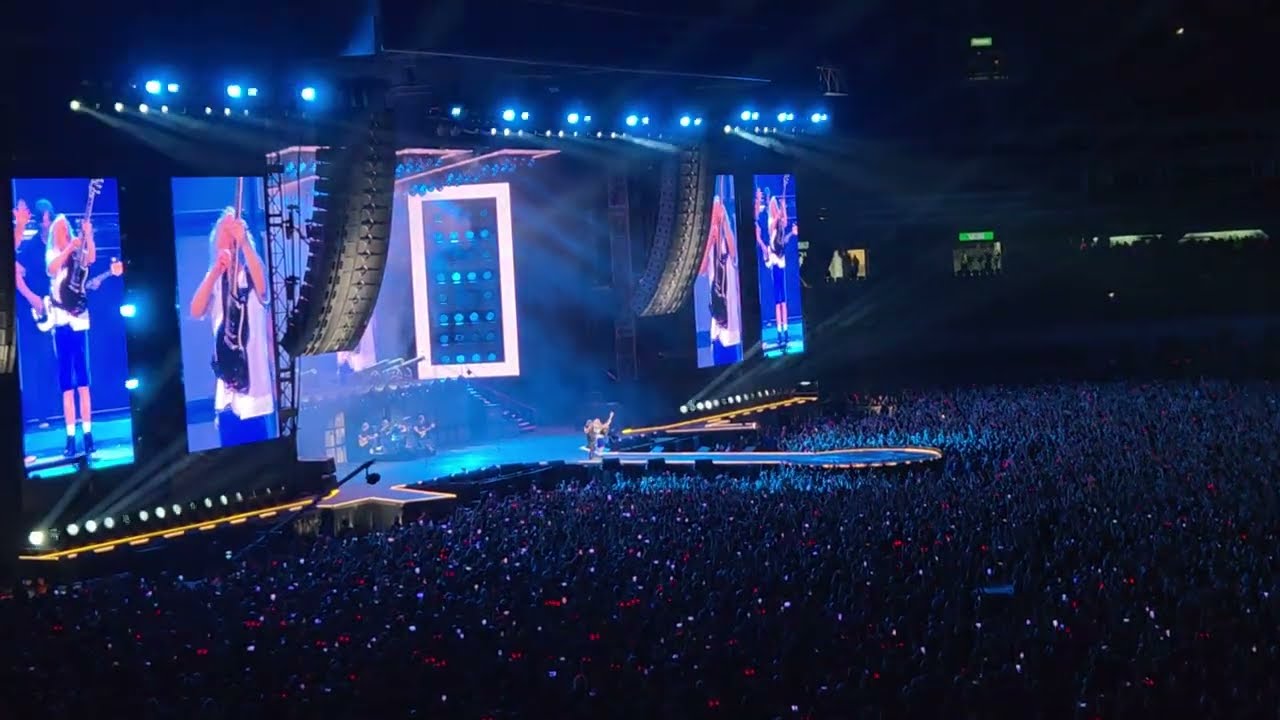 AC/DC - For Those About to Rock (We Salute You) (23/03/26)