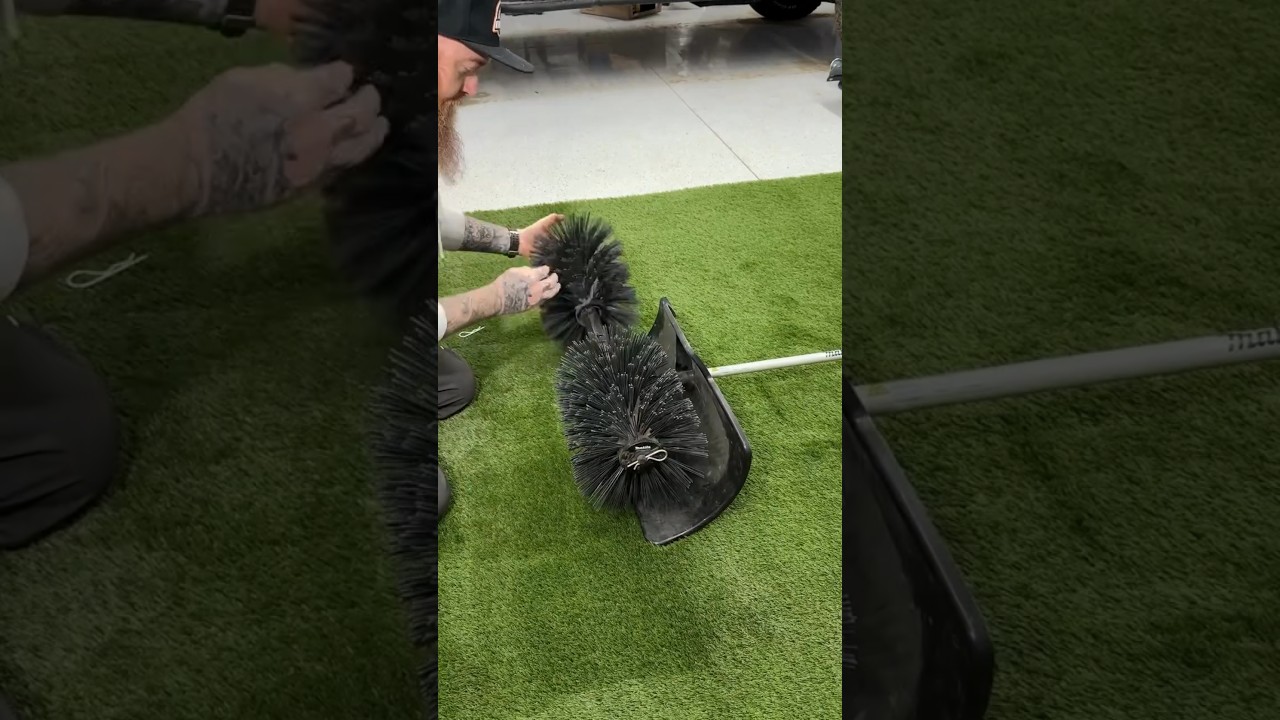 Effortless Cleaning with the Artificial Grass Power Broom 🌱
