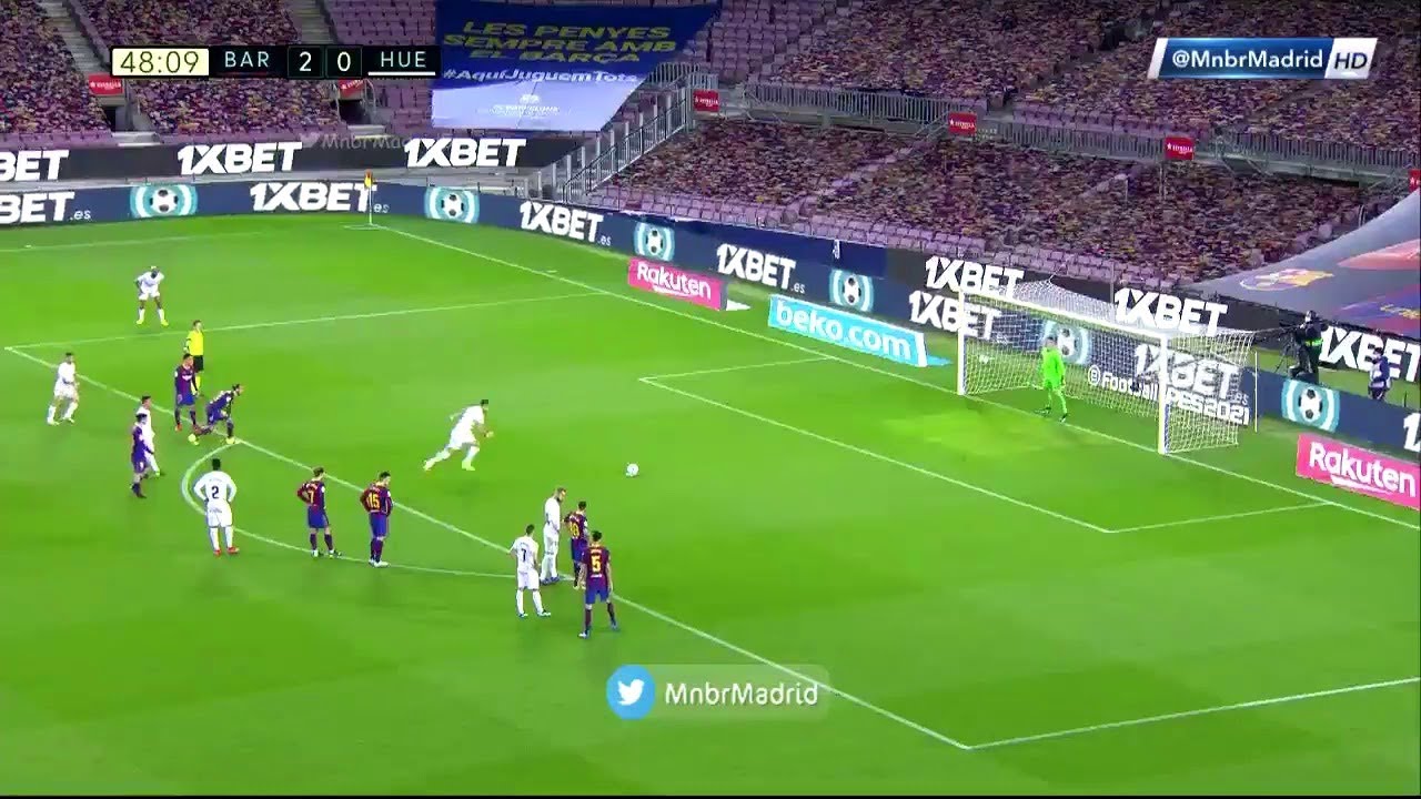 Mir Scores in 2-1 Victory Over Huesca ⚽