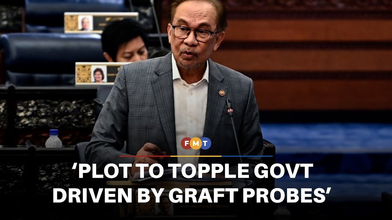 PM Alleges Plot to Topple Govt Over Graft Probes