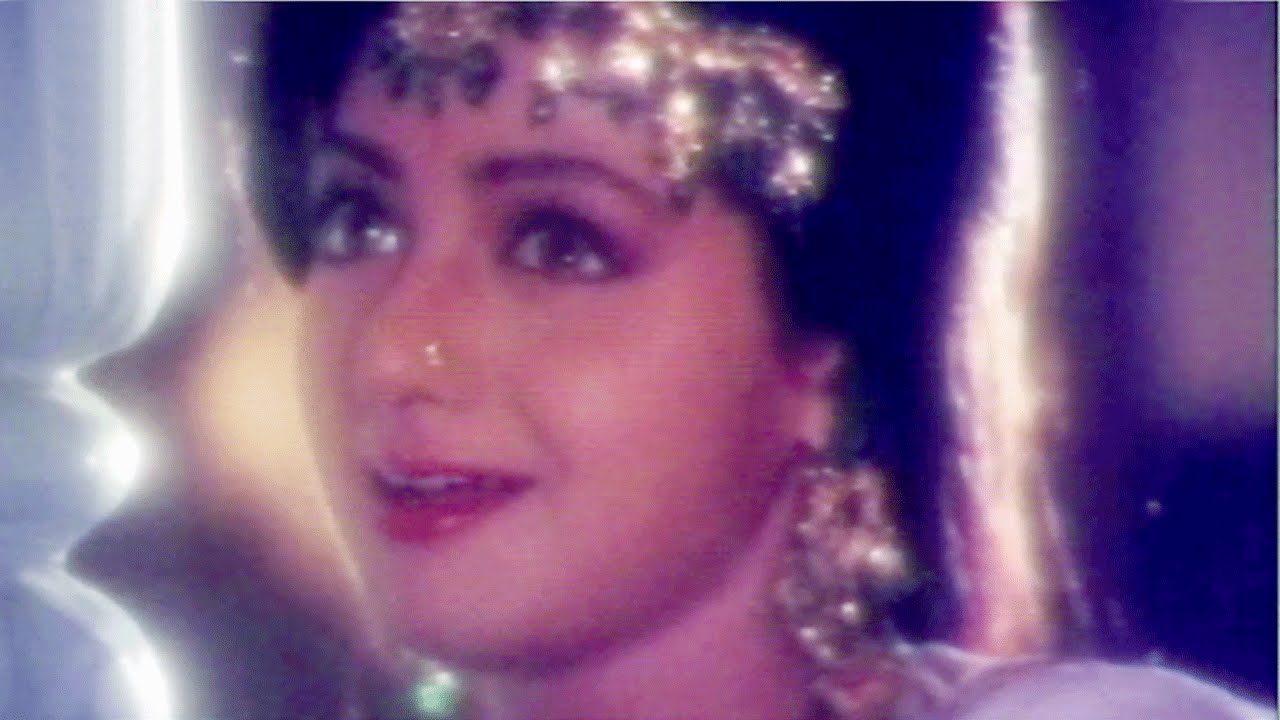 Listen to the Romantic Classic 'Ranjha Ranjha Karte' from Heer Ranjha (1992) 🎶