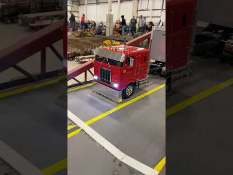 You can build this RC truck using a Tamiya Grand Hauler chassis with a Globeliner cab