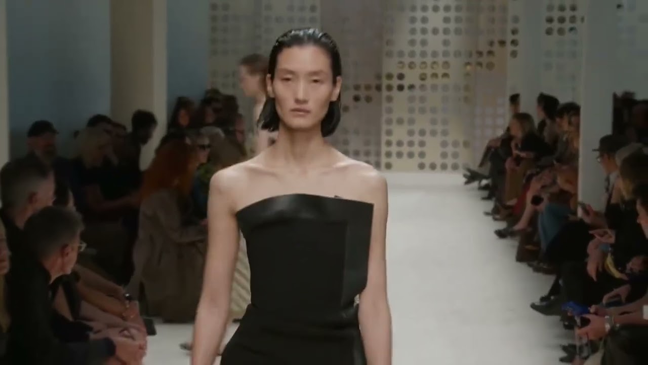 Tod's Spring/Summer 2026 Runway Show 🌟