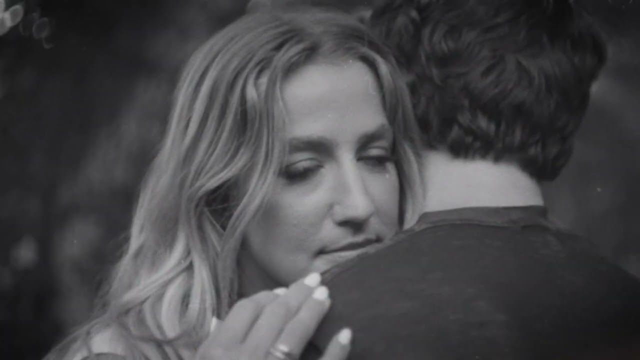 Ingrid Andress - Yearbook (Visualizer) 🎶 | New Music & Visuals