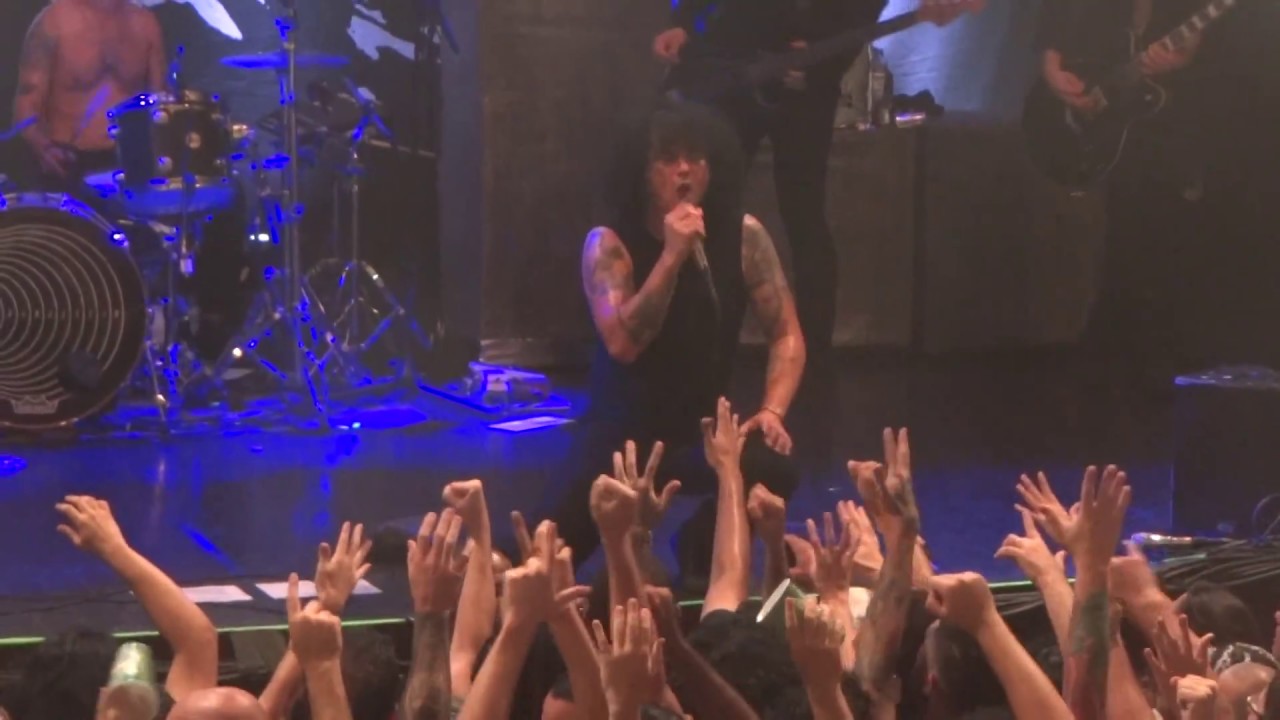 At The Drive-In Live in Rio: Pattern Against User