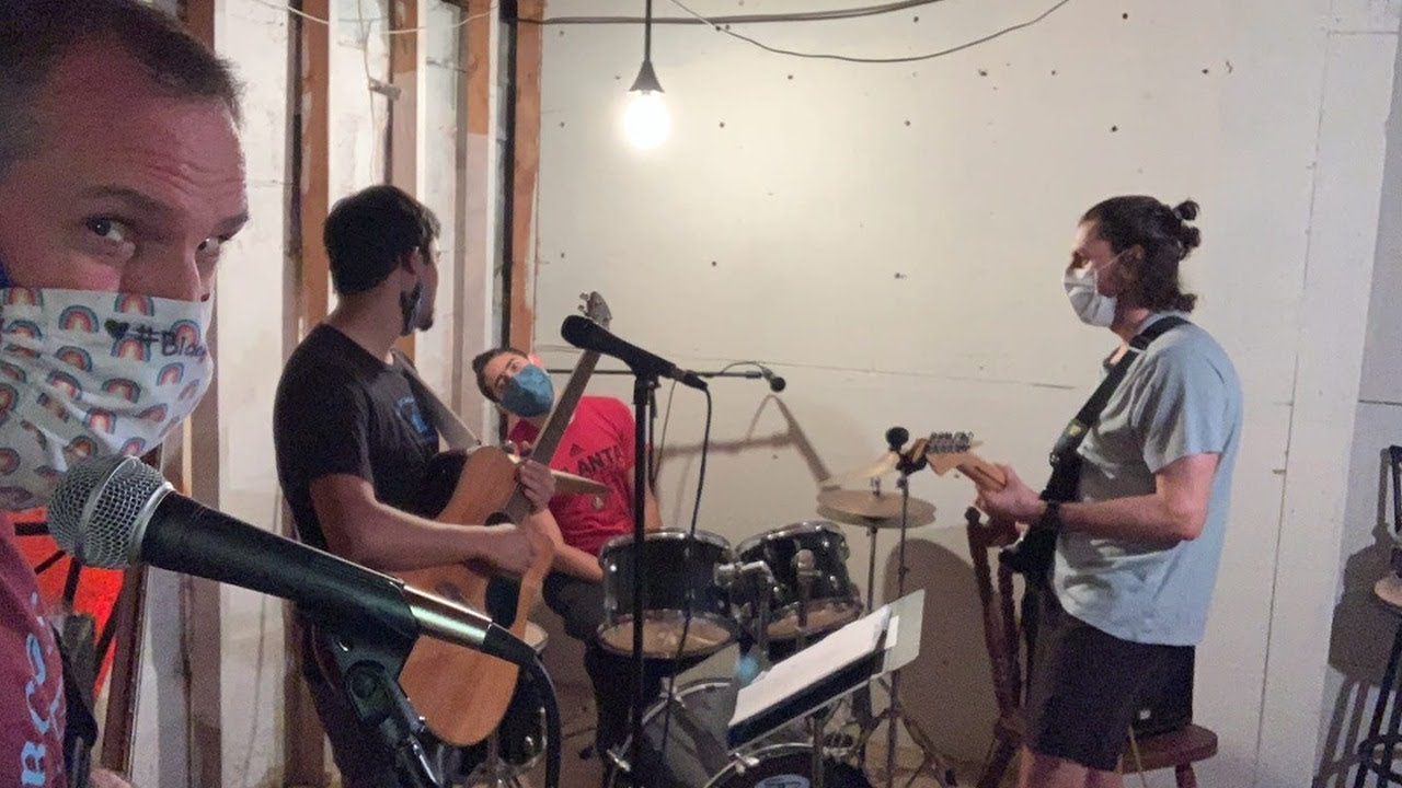 Toma's Virtual Friendsgiving Show 🎸