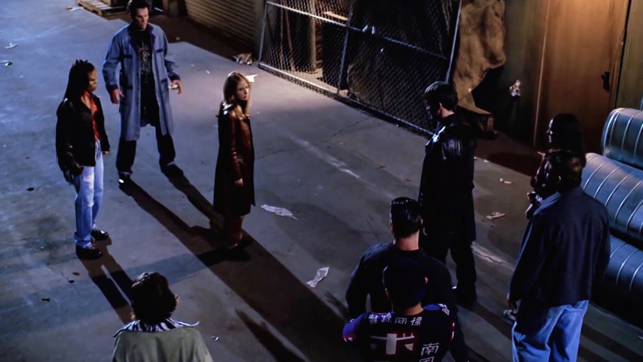 AllSpuffyScenes 5x10: Buffy Battles Vampires in 'Into the Woods' 🧛‍♀️