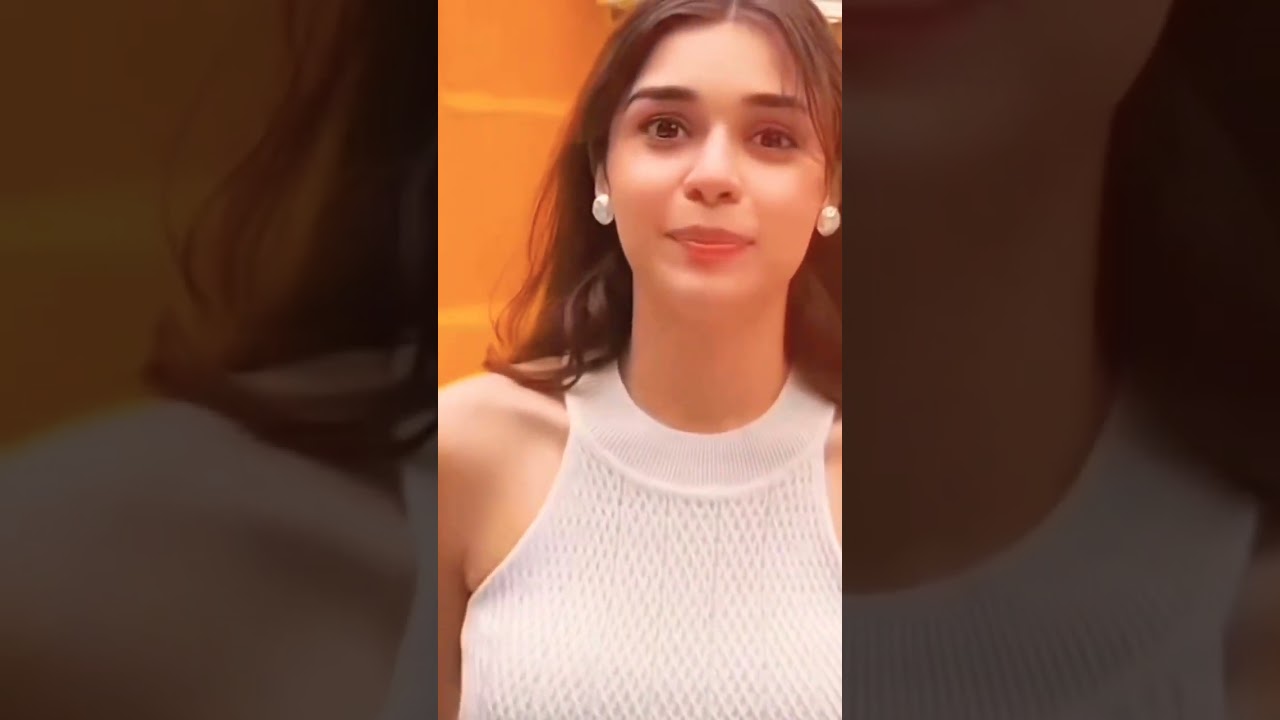 Eisha Singh Seeks Someone Special! 💖 New Viral Short Video