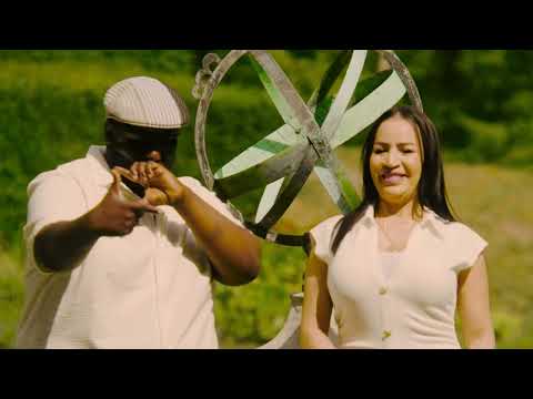 LAILA CHAKER & BARTOFSO - HOUBI (Clip officiel)