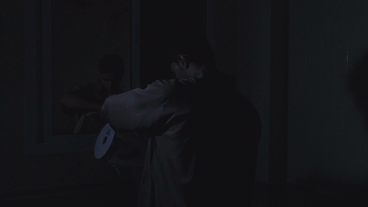 فيلم سائل أحمر: قصة فنية من مصر والخليج 🎬