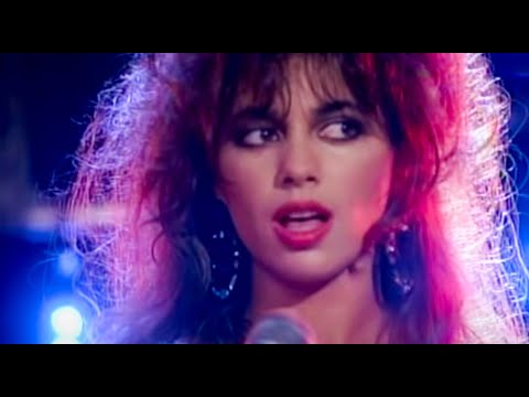 WALK LIKE AN EGYPTIAN - The Bangles | Subtítulos inglés y español