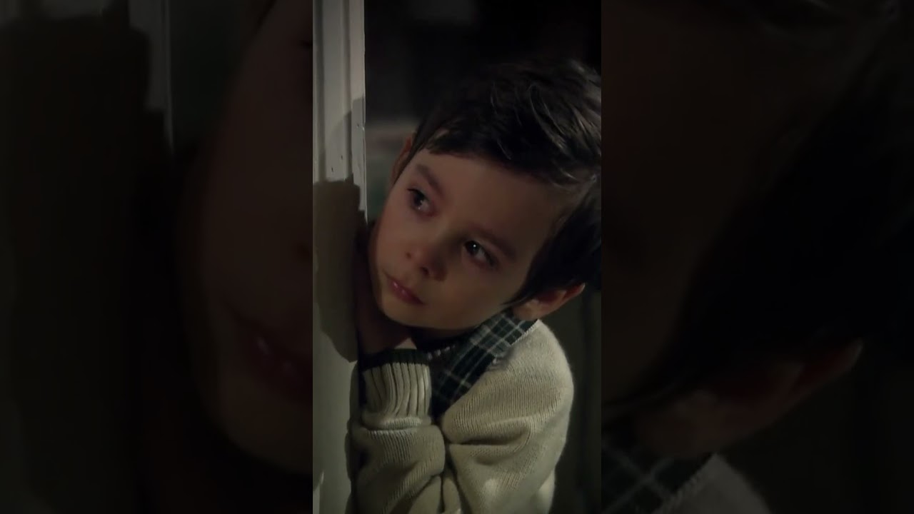 نيفين تغلق باب الغرفة على والدها في مشهد مثير