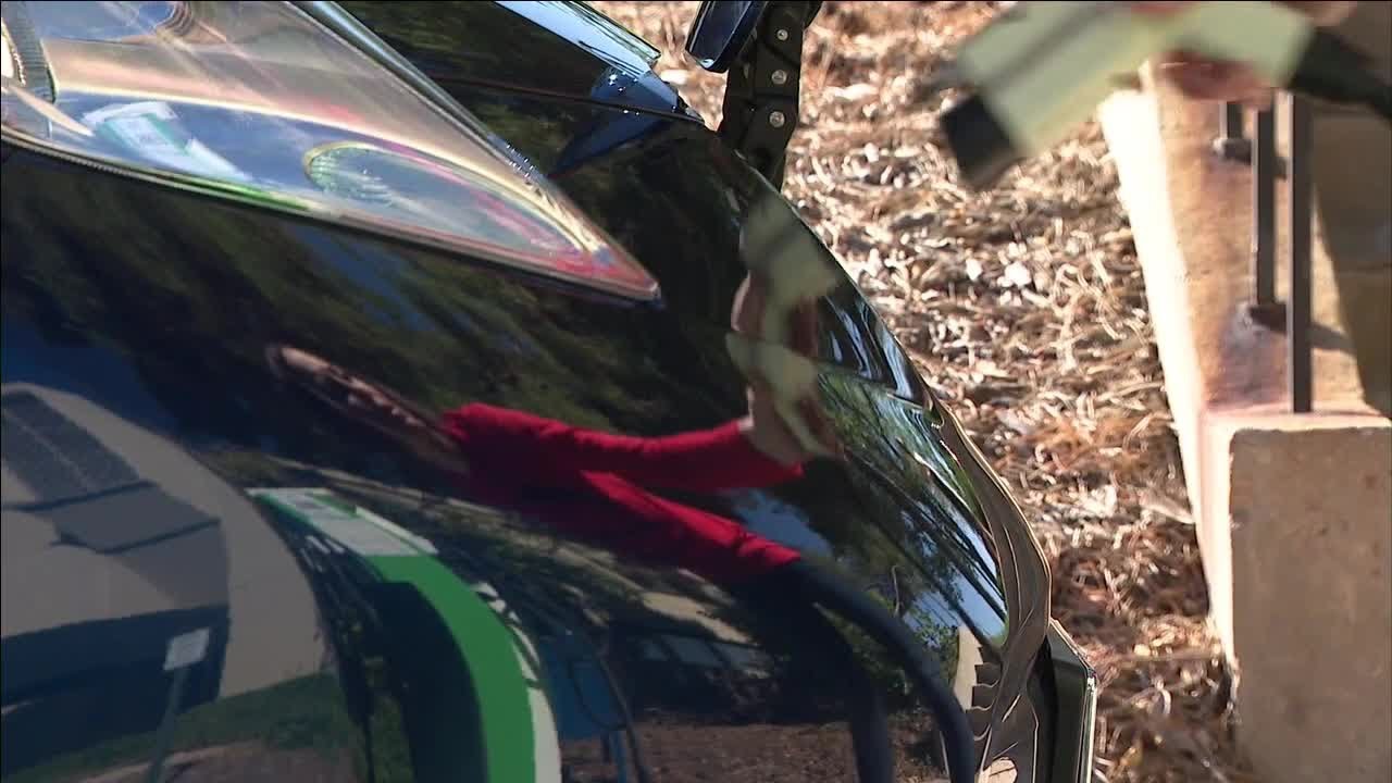 Growing Demand for Electric Cars 🚗