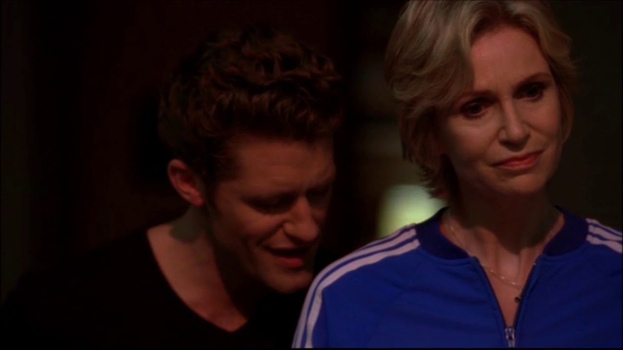 Glee S1E21 - Tell Me Something Good (Full Performance) 🎶