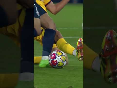 Cubarsí vs Mbappé 😤 #fcbarcelona #cubarsi #championsleague #shorts