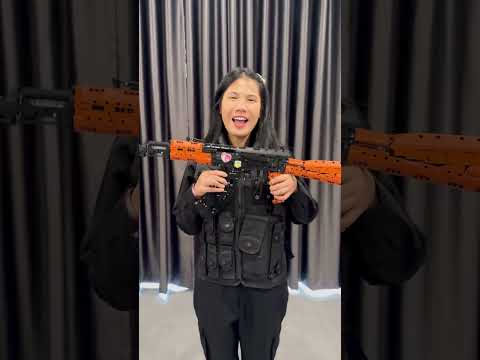 LNS - Đồ chơi súng nerf dỏm & xịn || Rich Gun vs Poor Gun Battle #shorts