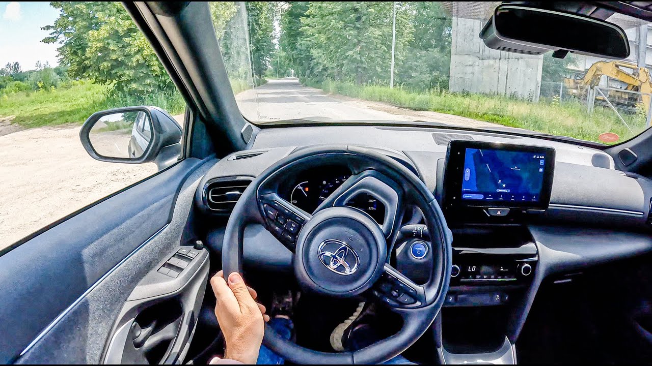 2022 Toyota Yaris Cross [1.5 HYBRID 116HP] | POV Test Drive #1251 Joe Black