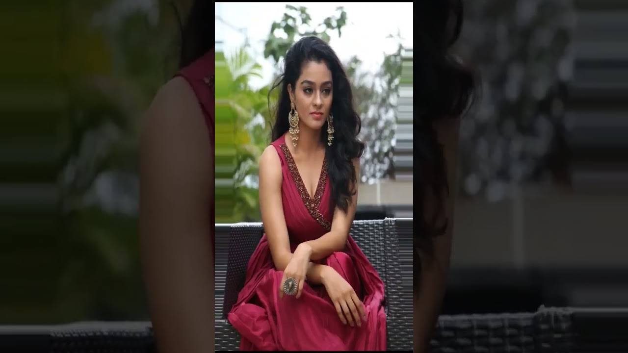 Gayathri's Rise to Fame in 'Nna Thaan Case Kodu' 🎬
