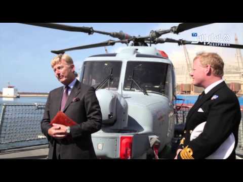 بارجة حربية بميناء البيضاء