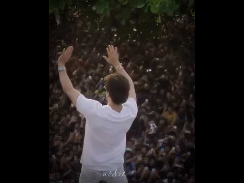 Charo taraf hai mere hi charche song badshah o badshah | sharukh khan